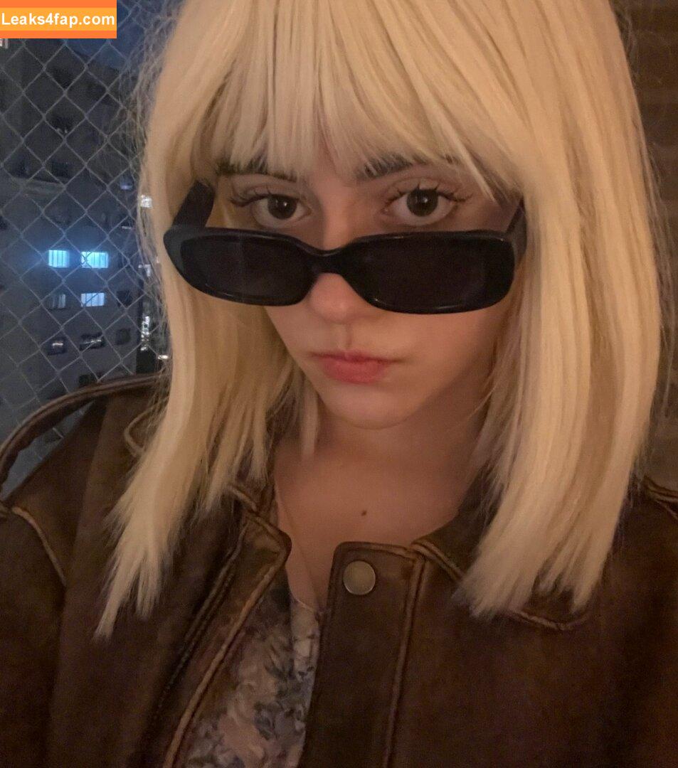 aangelarrochista / mrs_arockstar leaked photo photo #0096