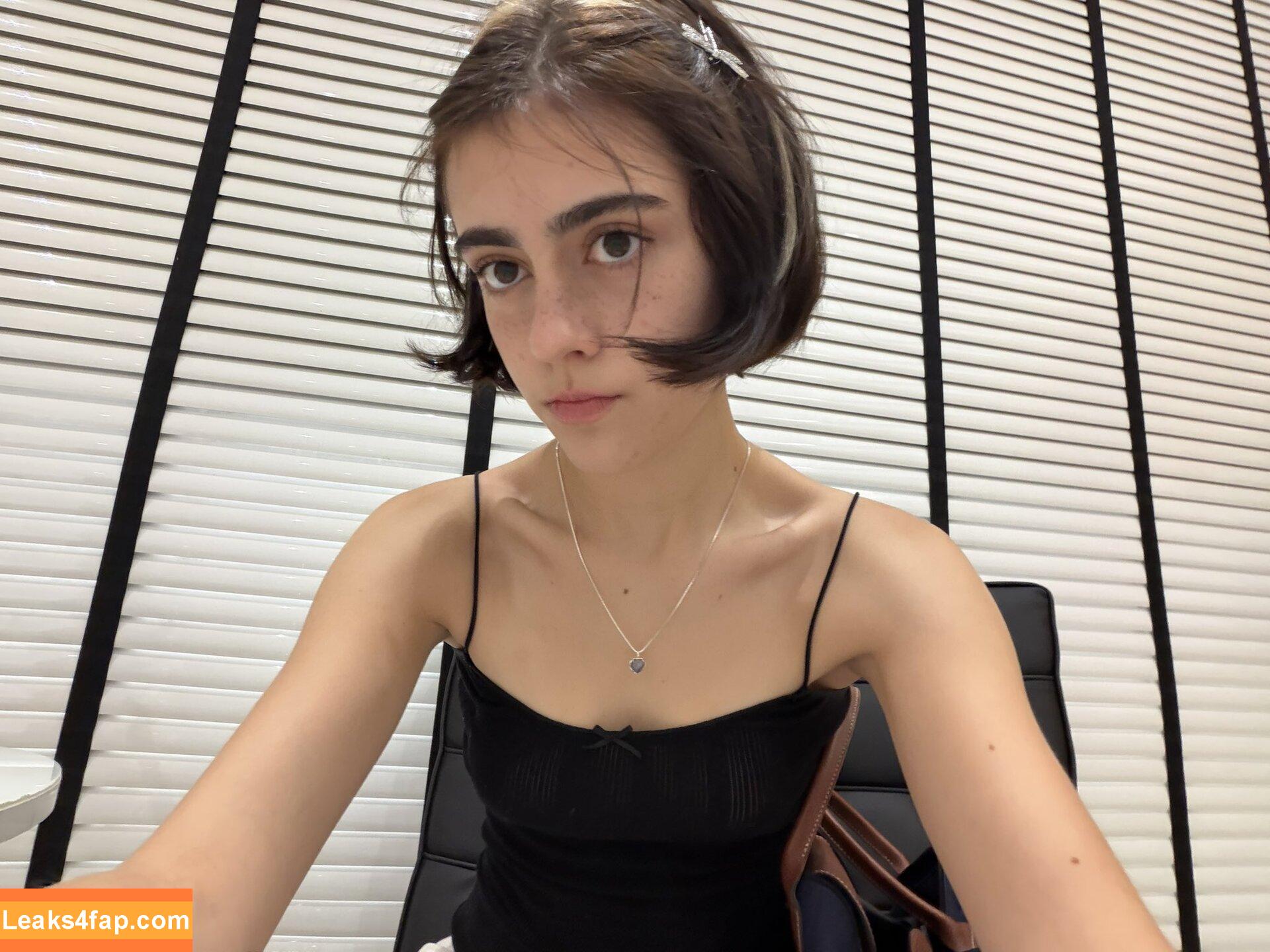 aangelarrochista / mrs_arockstar leaked photo photo #0187