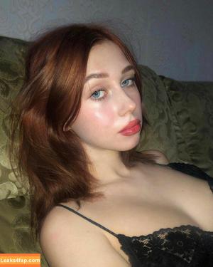 Aangielss photo #0056