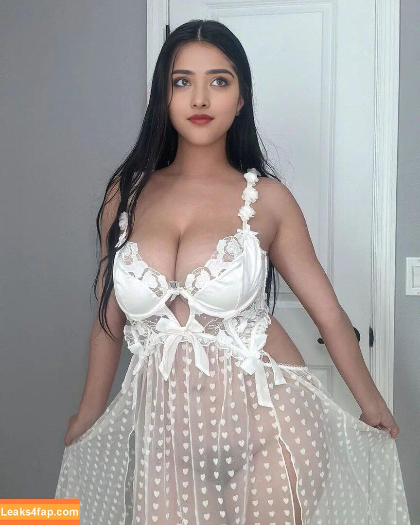 Aanya Advani / aanya_advani / https: / stories leaked photo photo #0051
