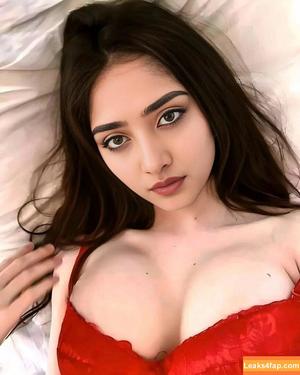 Aanya Advani photo #0019