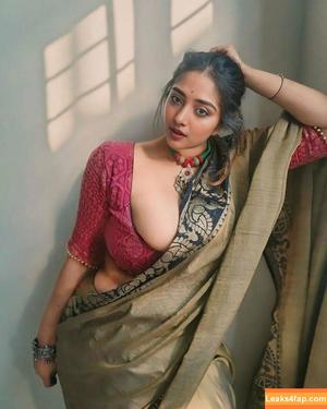 Aanya Advani photo #0036