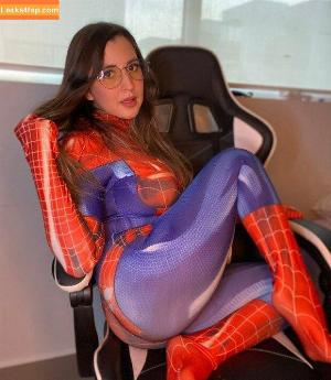 Aareni ASMR photo #0027