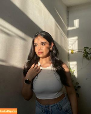 Aarushi Abrol photo #0011