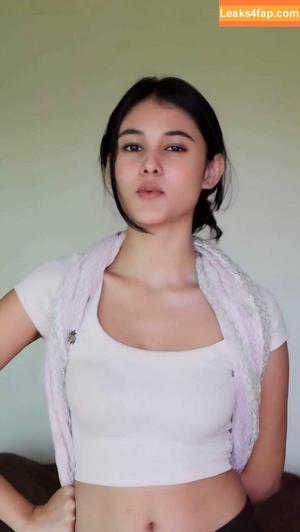 Aayushi Verma photo #0011