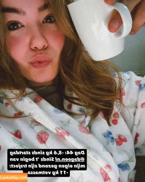 Abbey Hoes photo #0028