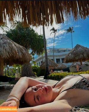 Abbi Pulling photo #0015