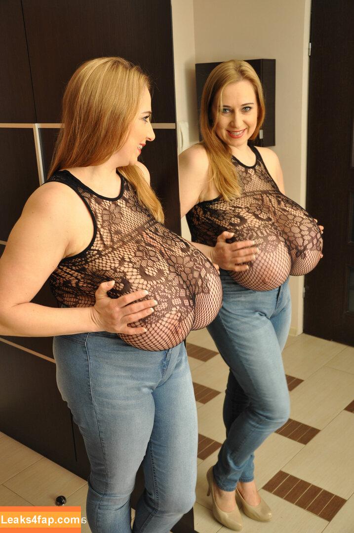 Abbi Secraa / Nelli Roono / abbis_secraa / abbisecraa / https: leaked photo photo #0046