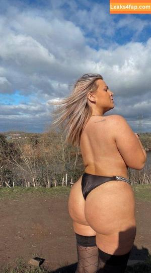 Abbie Carroll photo #0116