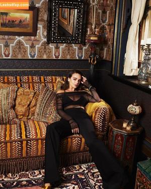 Abbie Chatfield photo #0020