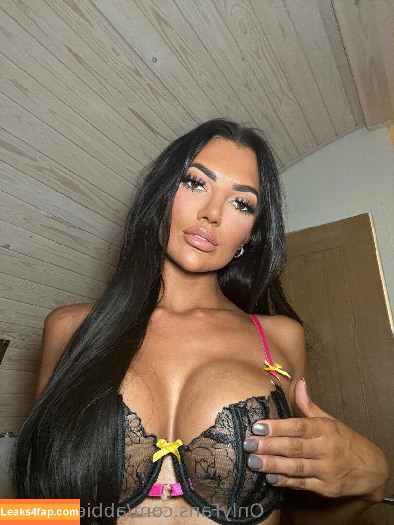 abbieholborn leaked photo photo #0033