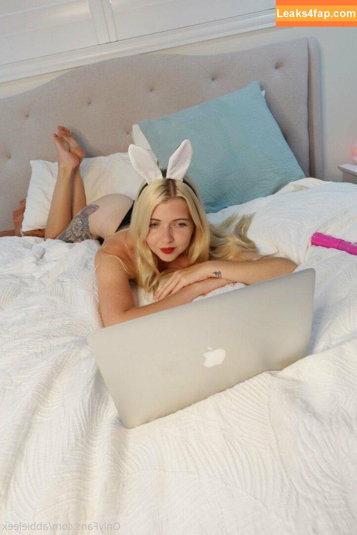 abbieleex / abbie.lee.x leaked photo photo #0212