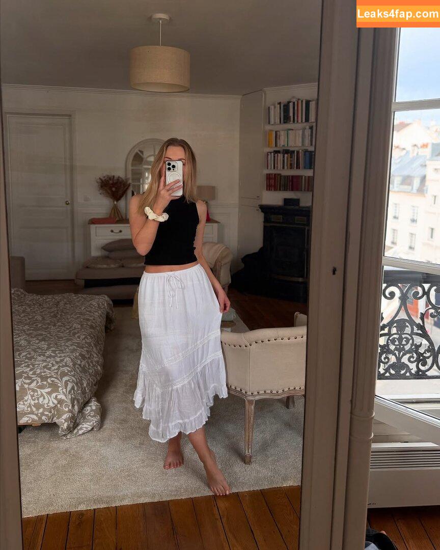 Abby ASMR / abbiemaley / abbyasmrtist leaked photo photo #0002