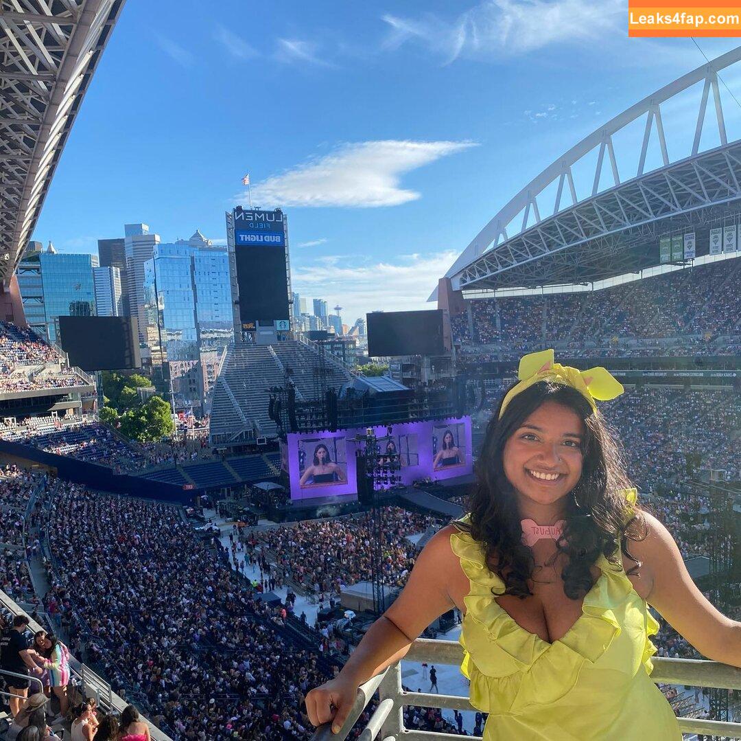Abby Govindan / abbygovindan leaked photo photo #0014