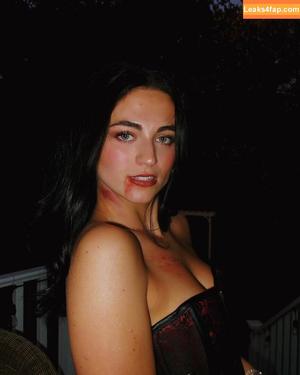 Abby Rathbone photo #0014
