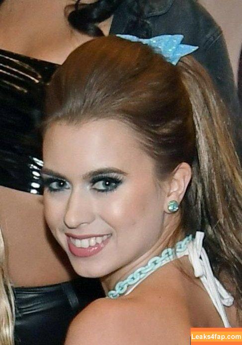 Abella Danger / abelladanger / dangershewrote / https: leaked photo photo #0402