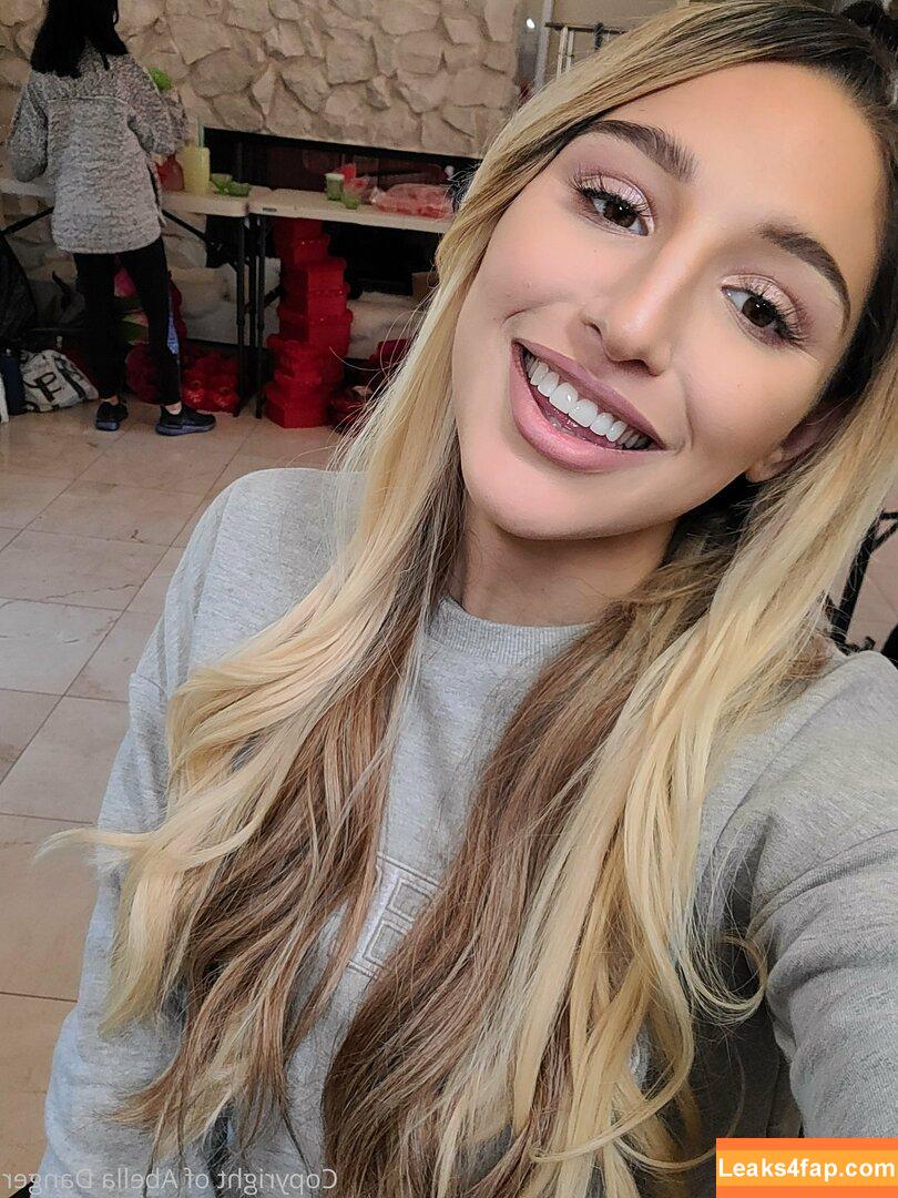 Abella Danger / abelladanger / dangershewrote / https: leaked photo photo #0489