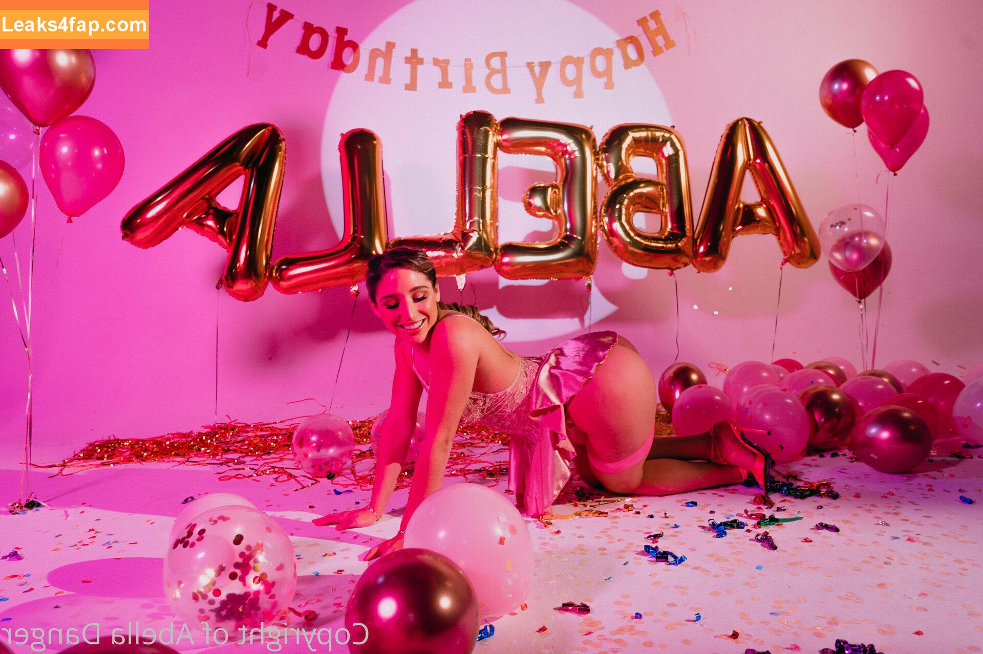 Abella Danger / abelladanger / dangershewrote / https: leaked photo photo #0831