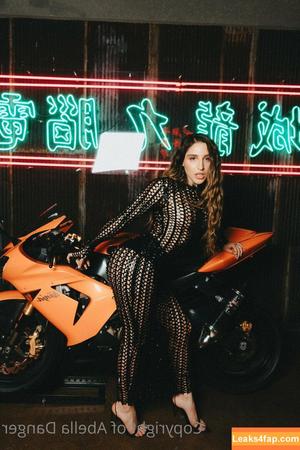 abelladanger photo #0255