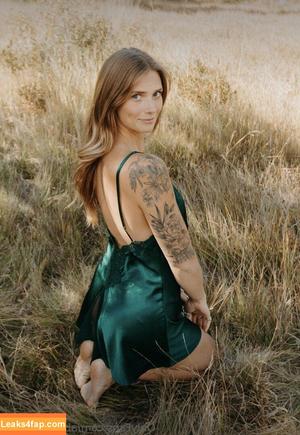 Abigail Martin photo #0259