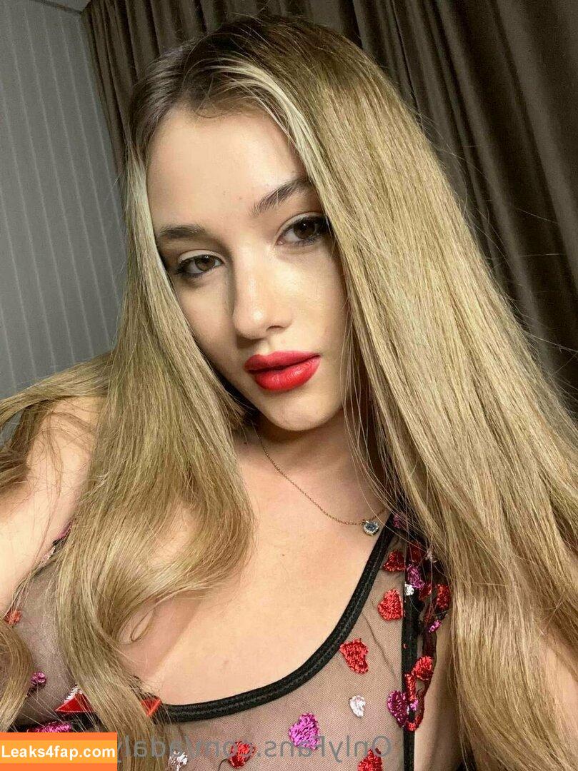 adalyn.diary / adelyn.diary leaked photo photo #0073