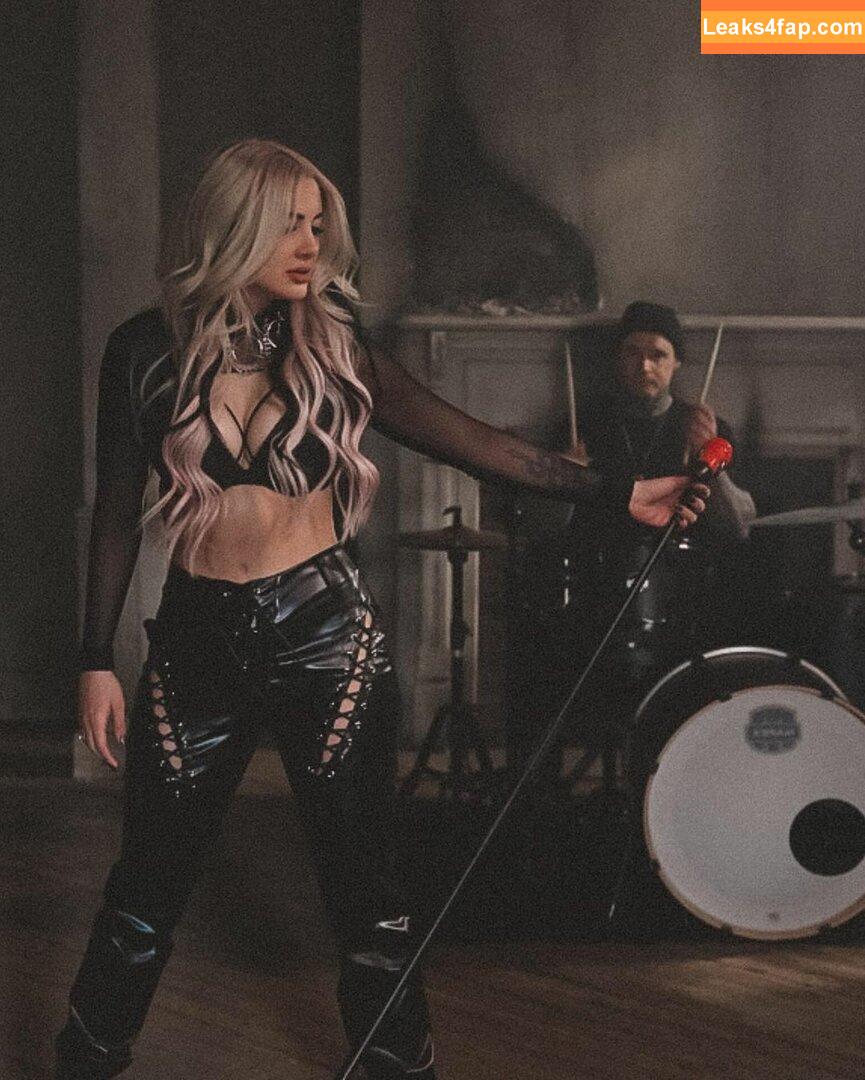 Addie Nicole Amick / Halocene / addienicoleamick слитое фото фото #0110