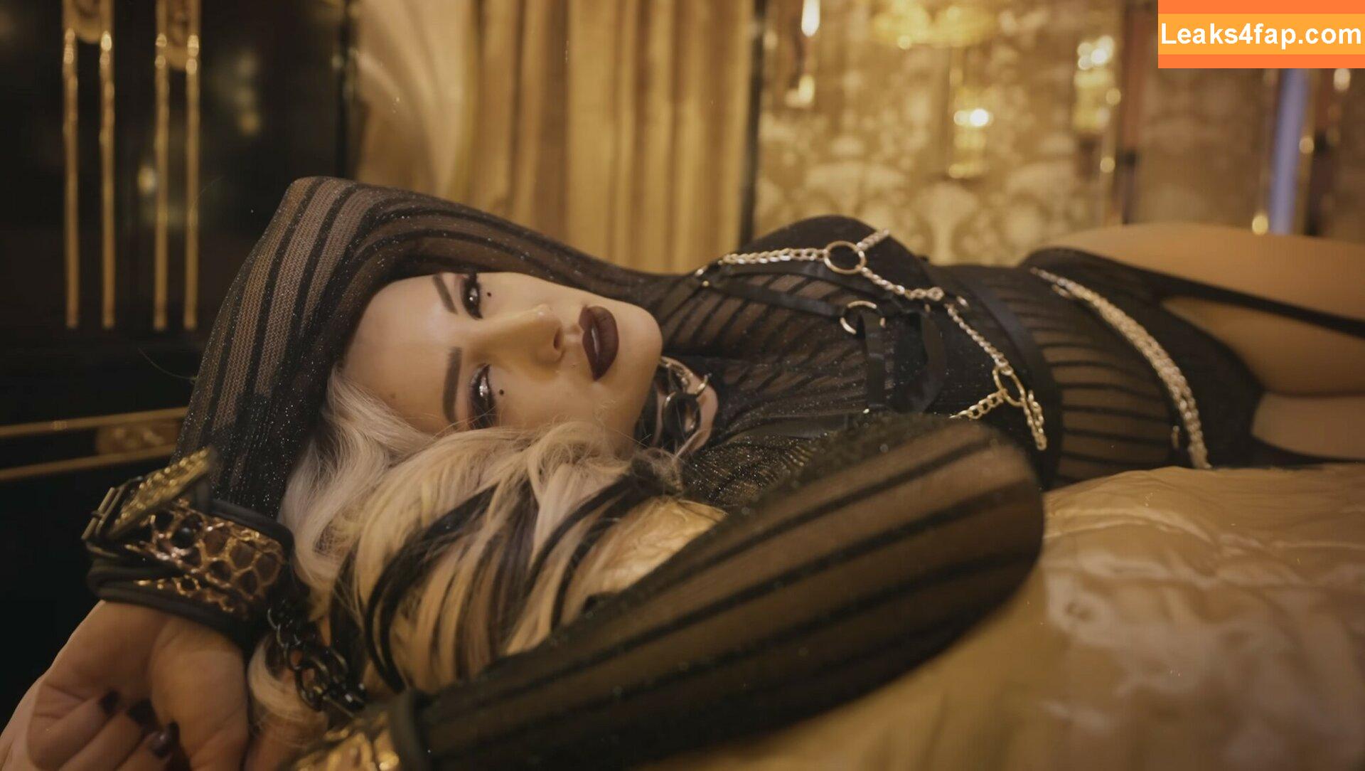 Addie Nicole Amick / Halocene / addienicoleamick слитое фото фото #0139