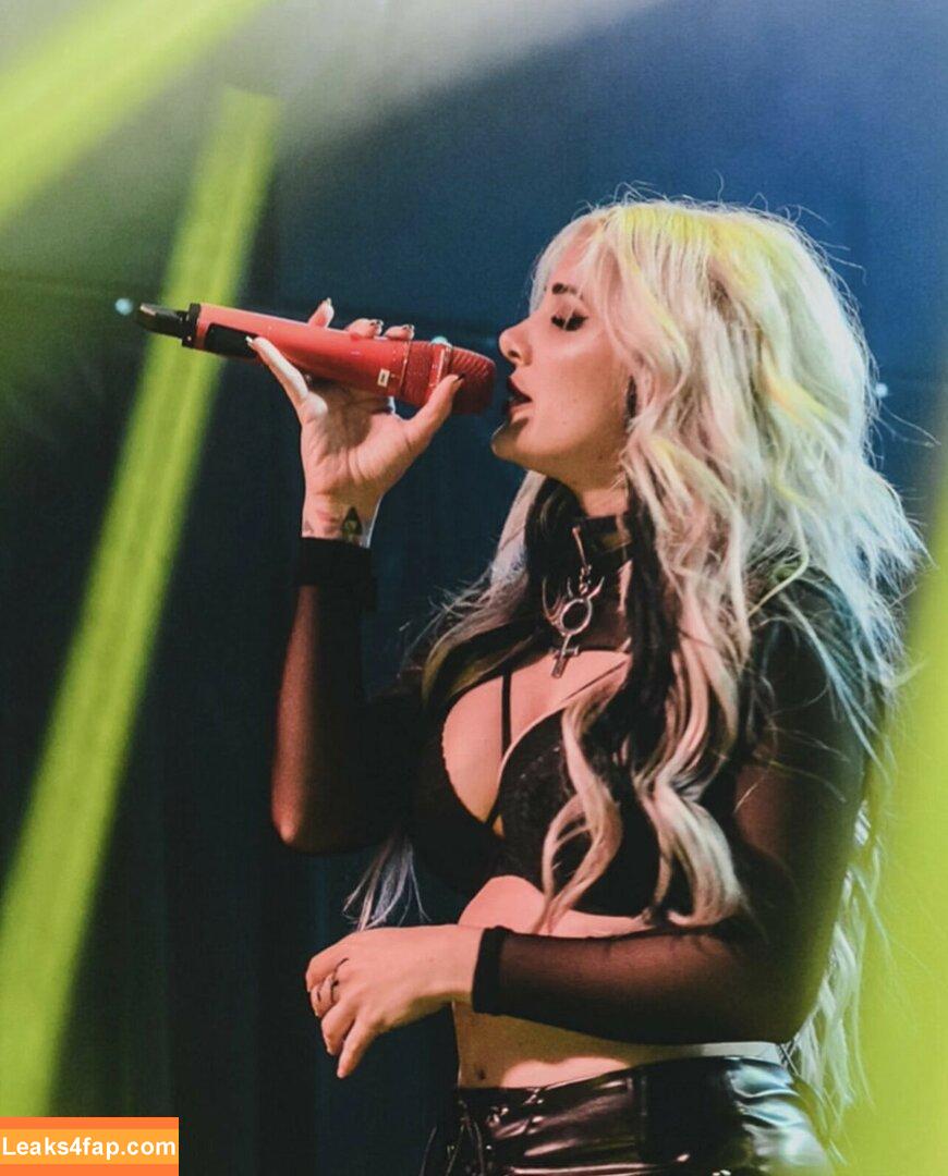 Addie Nicole Amick / Halocene / addienicoleamick слитое фото фото #0166