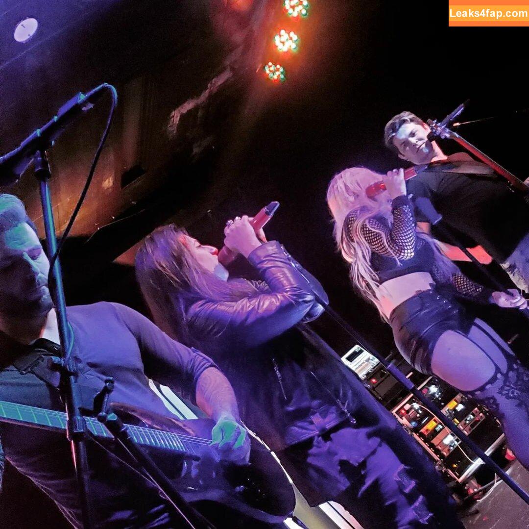 Addie Nicole Amick / Halocene / addienicoleamick слитое фото фото #0168