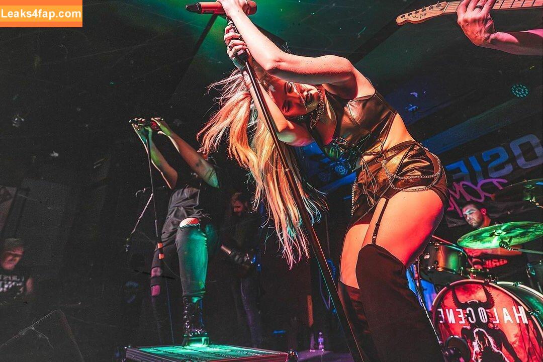 Addie Nicole Amick / Halocene / addienicoleamick слитое фото фото #0223