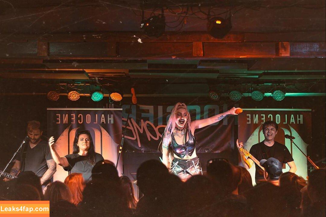 Addie Nicole Amick / Halocene / addienicoleamick слитое фото фото #0225