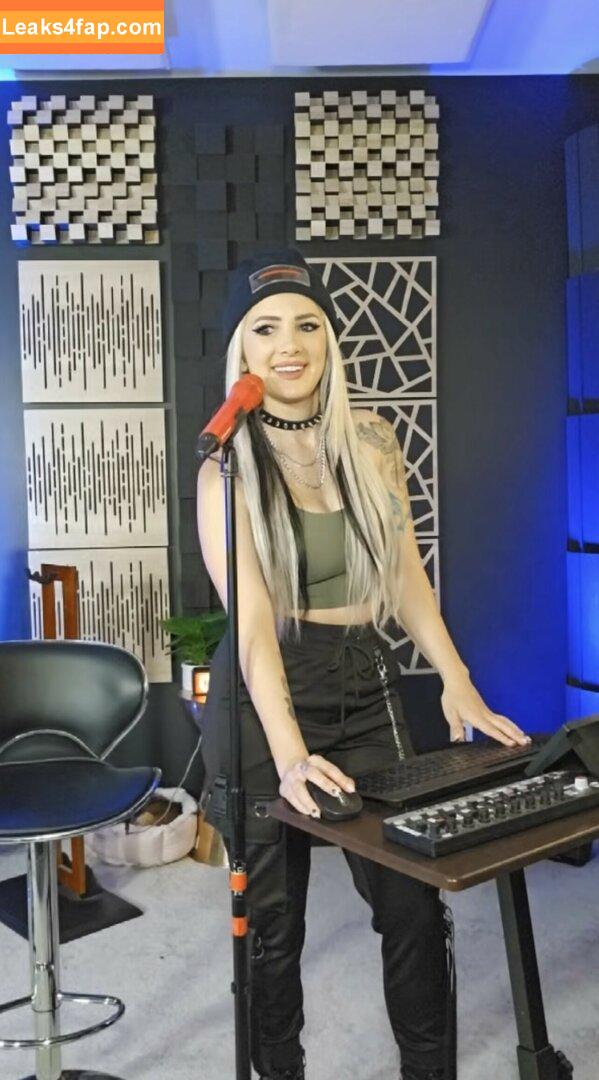 Addie Nicole Amick / Halocene / addienicoleamick слитое фото фото #0252