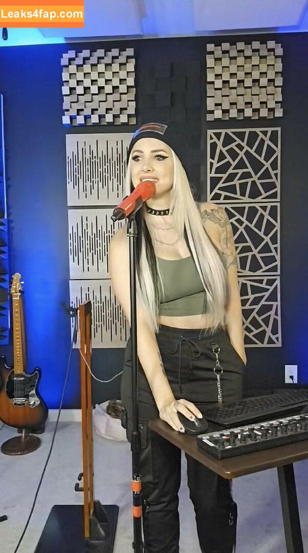 Addie Nicole Amick / Halocene / addienicoleamick слитое фото фото #0255