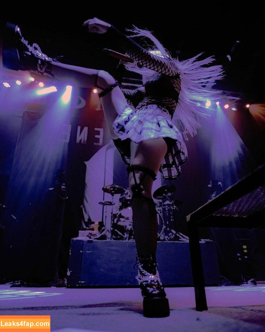 Addie Nicole Amick / Halocene / addienicoleamick слитое фото фото #0294