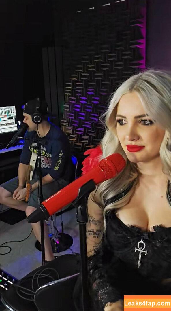Addie Nicole Amick / Halocene / addienicoleamick leaked photo photo #0325