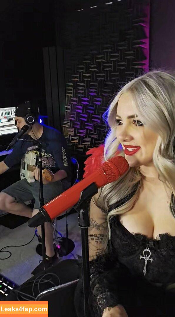 Addie Nicole Amick / Halocene / addienicoleamick leaked photo photo #0326