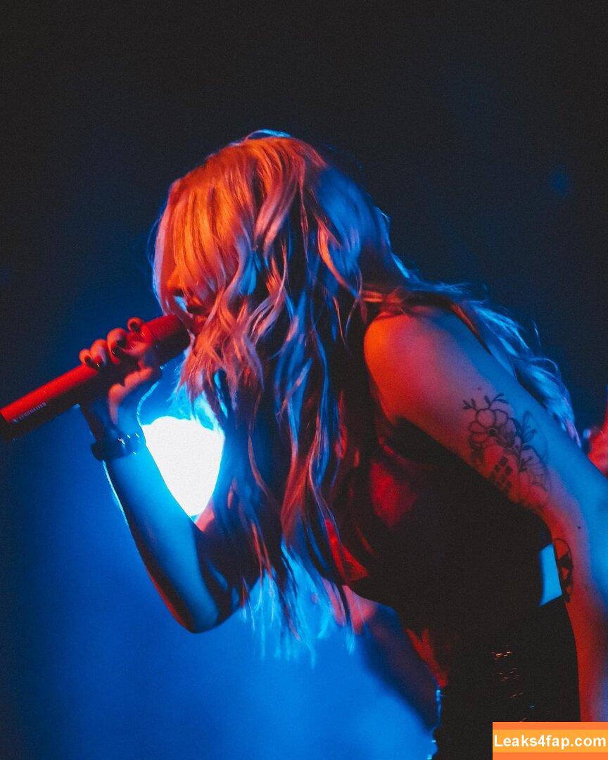 Addie Nicole Amick / Halocene / addienicoleamick leaked photo photo #0341
