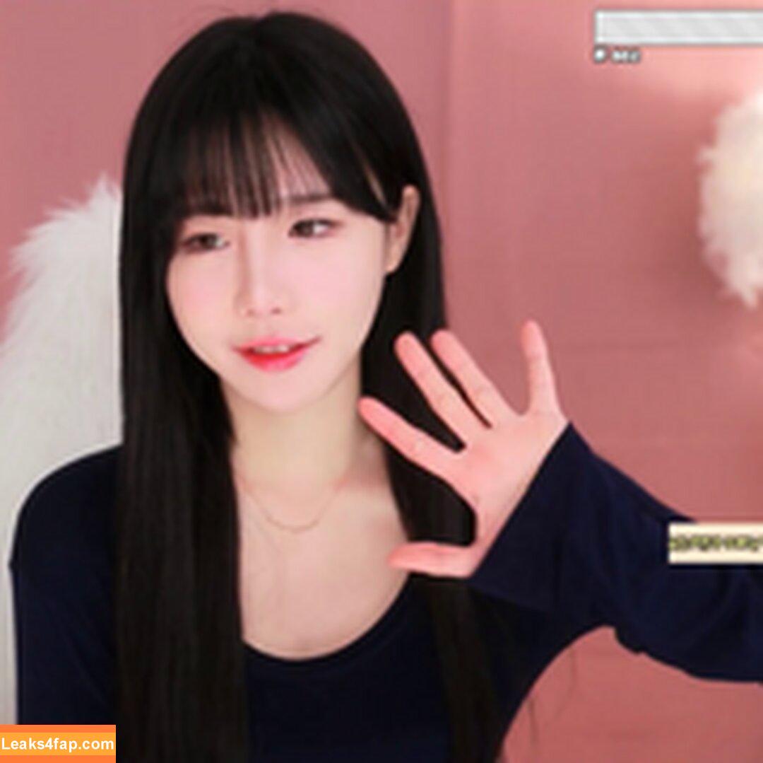 addielyn / ad1yn2 Patreon / addielyn7 leaked photo photo #0097