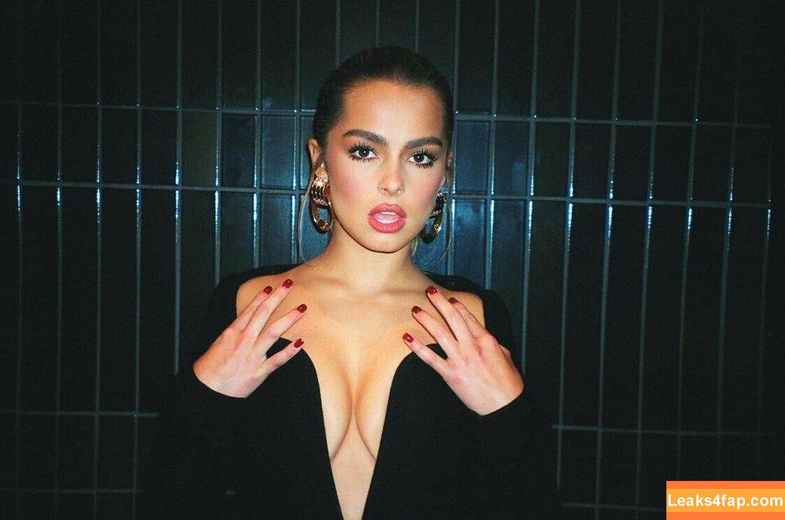 Addison Rae / addie_the_baddie / addisonraee / https: / whoisaddison слитое фото фото #0012