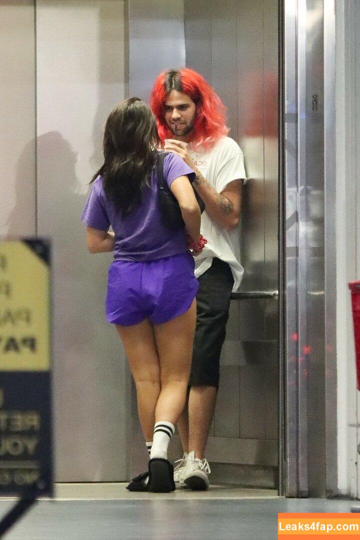 Addison Rae / addie_the_baddie / addisonraee / https: / whoisaddison слитое фото фото #0064