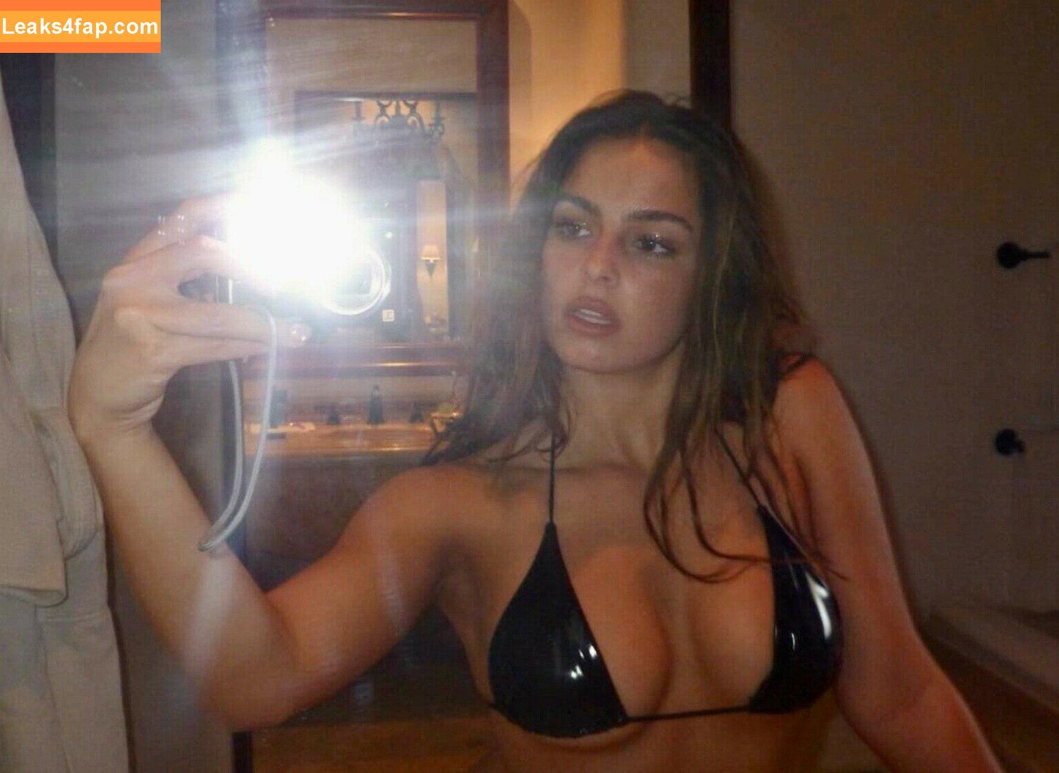 Addison Rae / addie_the_baddie / addisonraee / https: / whoisaddison слитое фото фото #0139