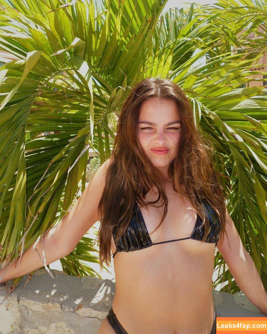 Addison Rae / addie_the_baddie / addisonraee / https: / whoisaddison слитое фото фото #0171