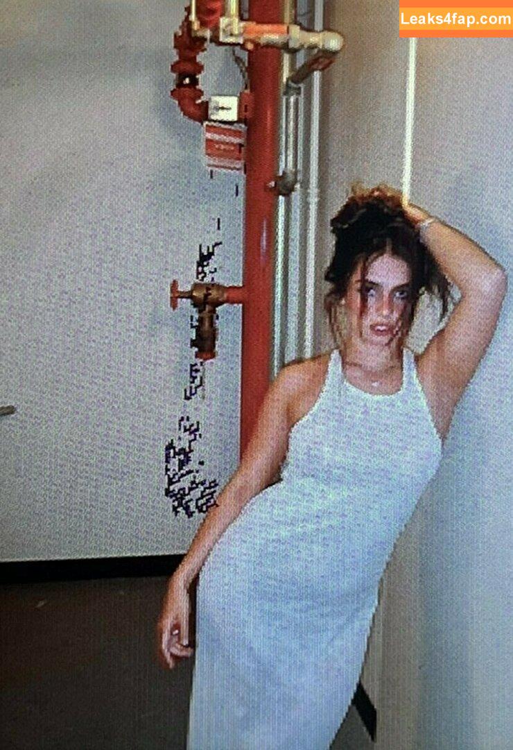 Addison Rae / addie_the_baddie / addisonraee / https: / whoisaddison слитое фото фото #0191