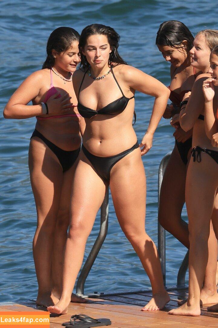 Addison Rae / addie_the_baddie / addisonraee / https: / whoisaddison слитое фото фото #0232