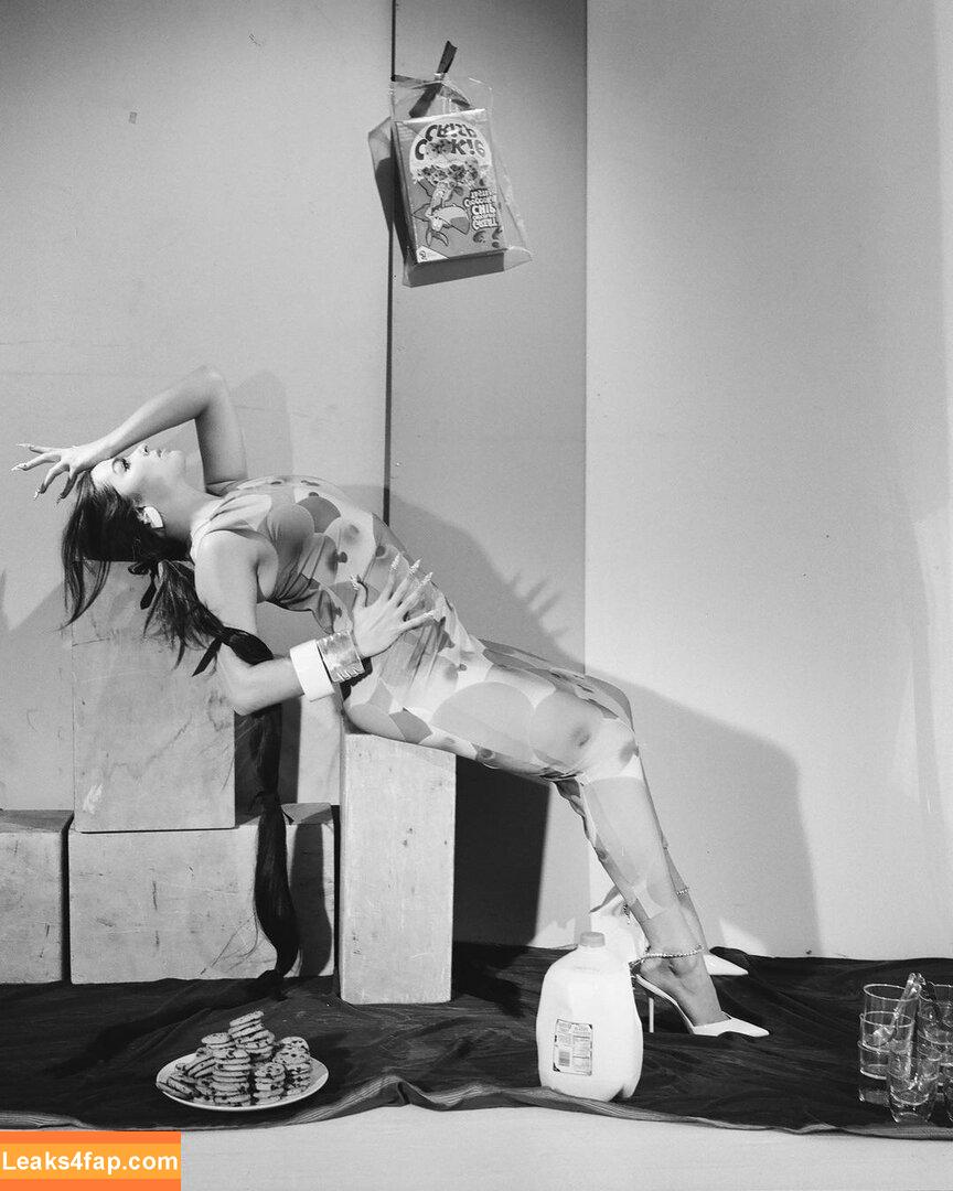 Addison Rae / addie_the_baddie / addisonraee / https: / whoisaddison слитое фото фото #0363