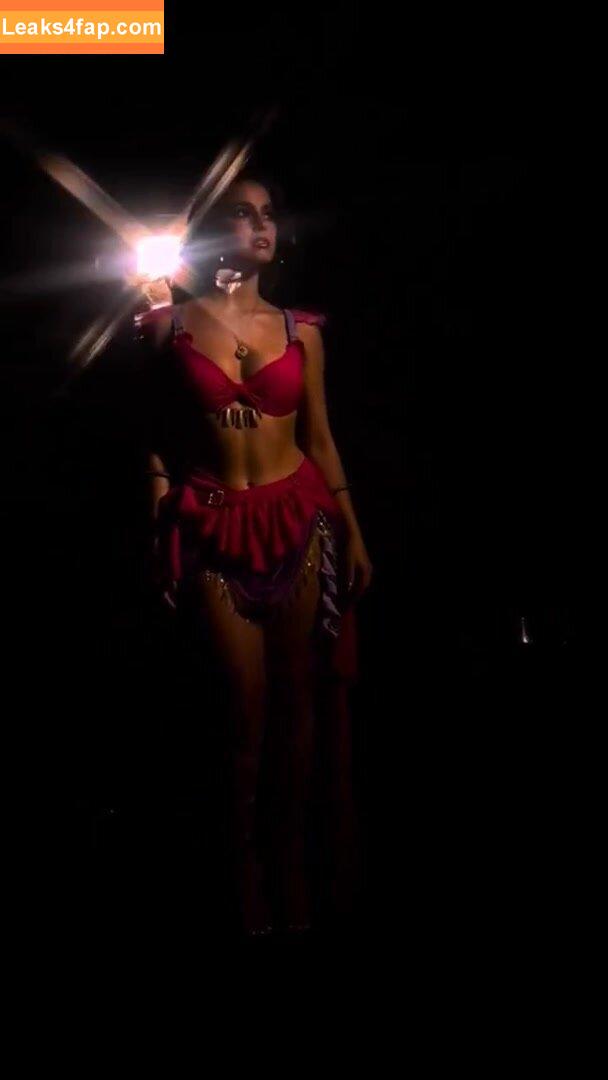 Addison Rae / addie_the_baddie / addisonraee / https: / whoisaddison слитое фото фото #0421