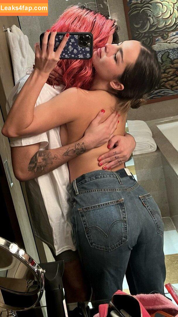 Addison Rae / addie_the_baddie / addisonraee / https: / whoisaddison слитое фото фото #0488