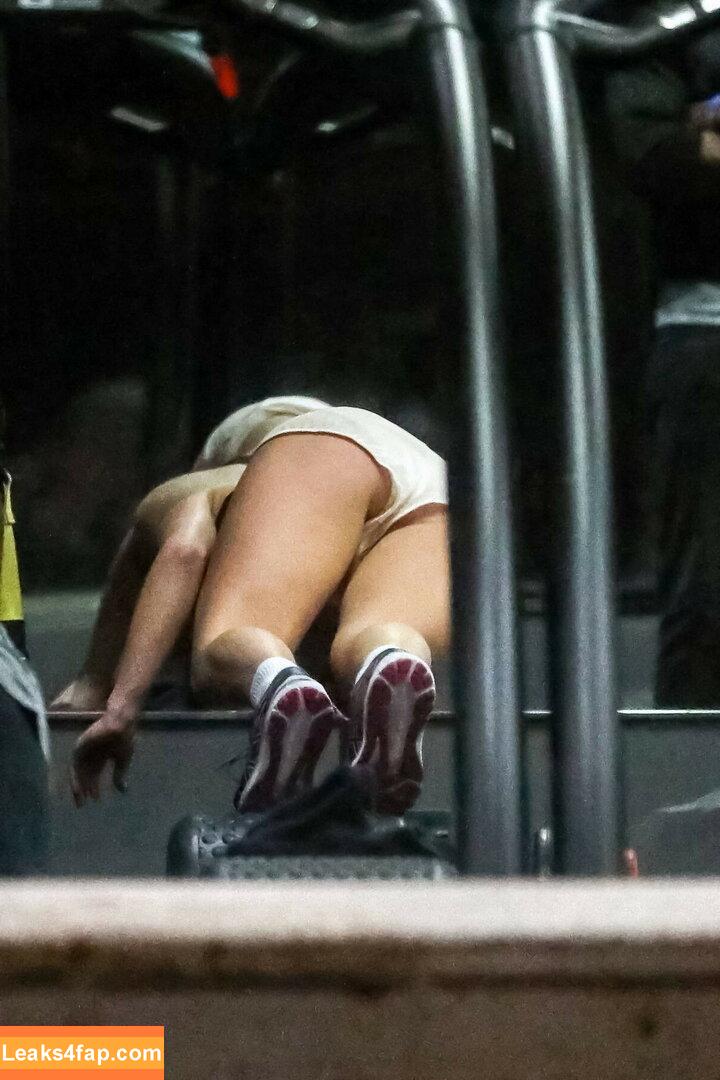 Addison Rae / addie_the_baddie / addisonraee / https: / whoisaddison leaked photo photo #0511