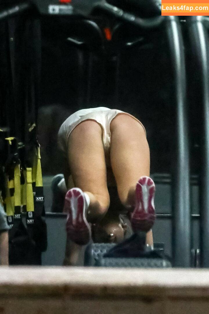 Addison Rae / addie_the_baddie / addisonraee / https: / whoisaddison leaked photo photo #0514