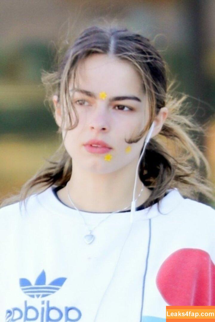 Addison Rae / addie_the_baddie / addisonraee / https: / whoisaddison слитое фото фото #0554